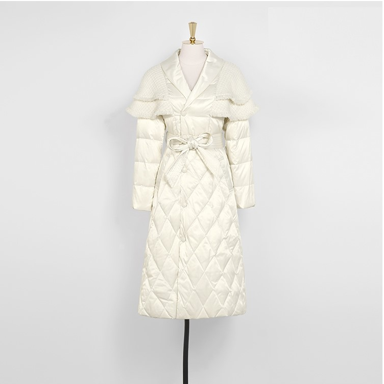 Elegant Down Coat With Fur Collar